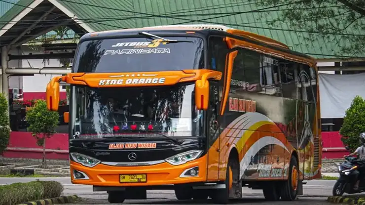 Layanan Bus Fajar Riau Wisata 1